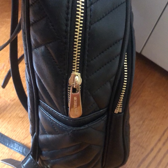 Michael kors black leather back pack - Picture 4 of 8